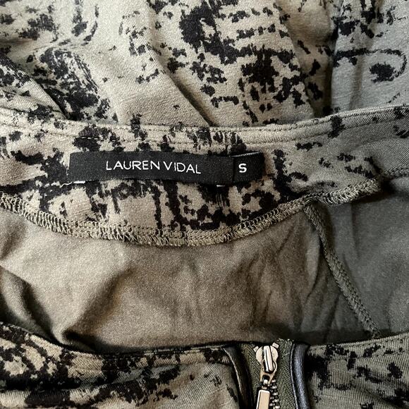 Lauren Vidal Artsy Art to Wear Blouse Tunic Top RIVA EUC Size Small - Picture 7 of 9